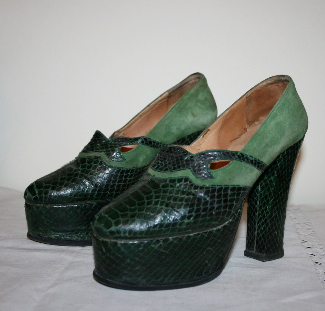 RARE ITALIAN Vintage 70s Wedge SHOES Python Green - Suede  display picture 3