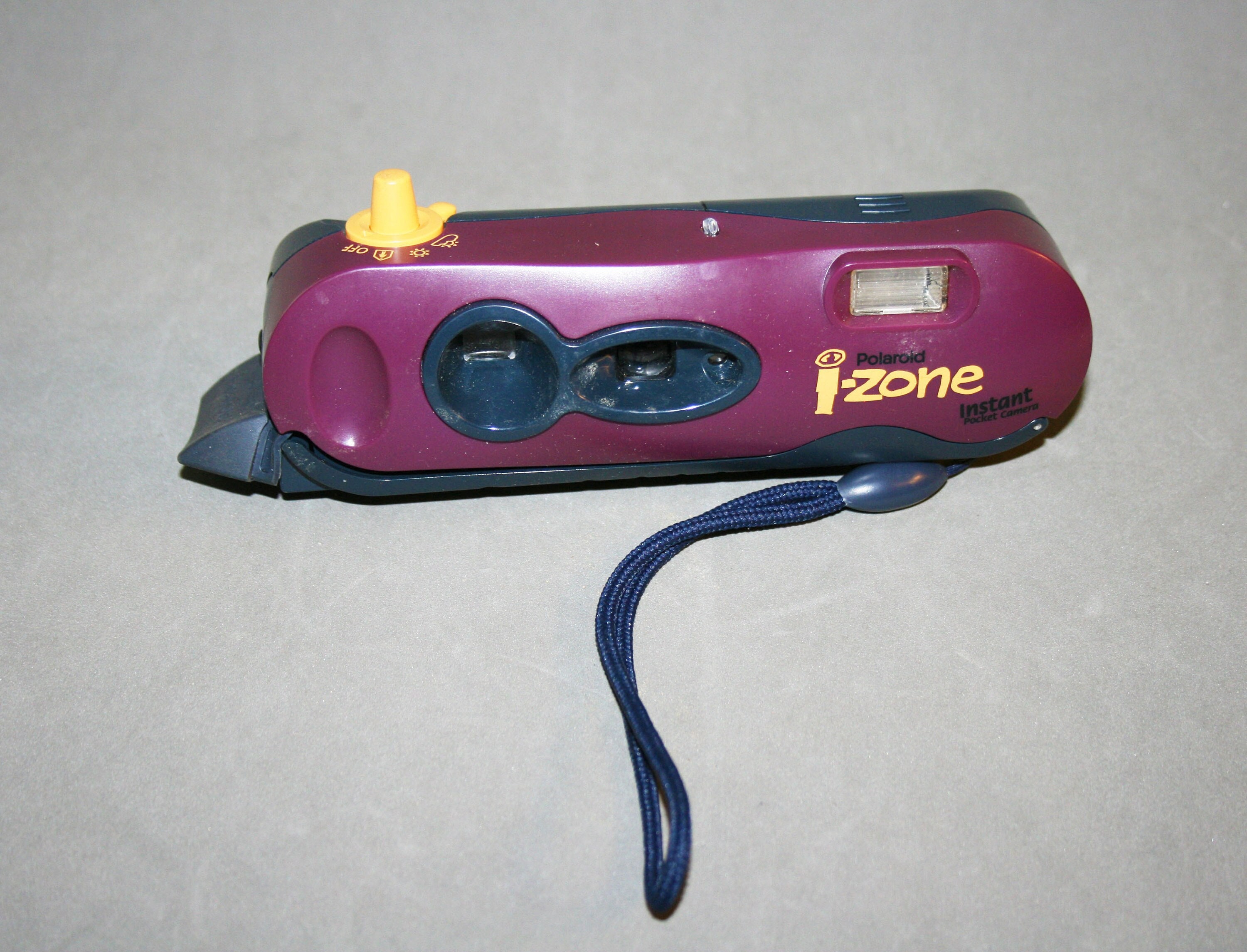 Izone camera deals