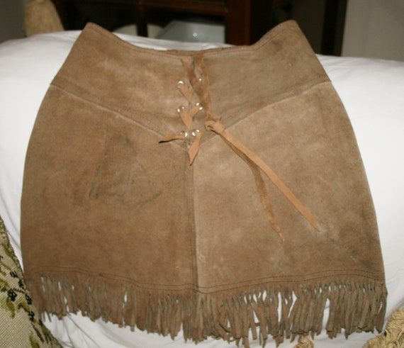 RARE!!! Fringe Suede Skirt, Vintage 70s /Women Hi… - image 2