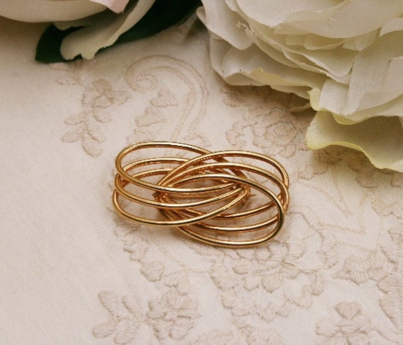 Broche Vintage En Métal Doré - Accessoire Fantaisie Rétro - Occasion En Bon état