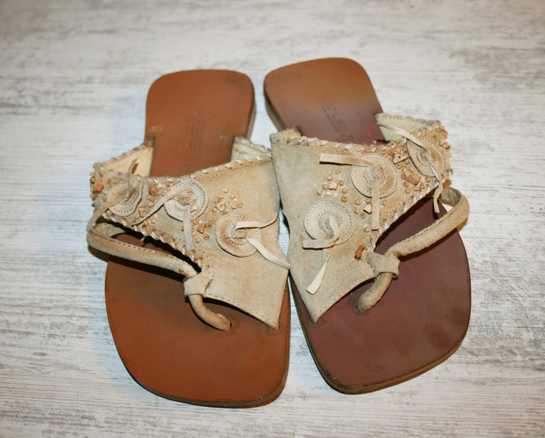 【MODERNIF】Toss suede flip flops Reformation Suede Flip Flops - Green Sandals, Shoes