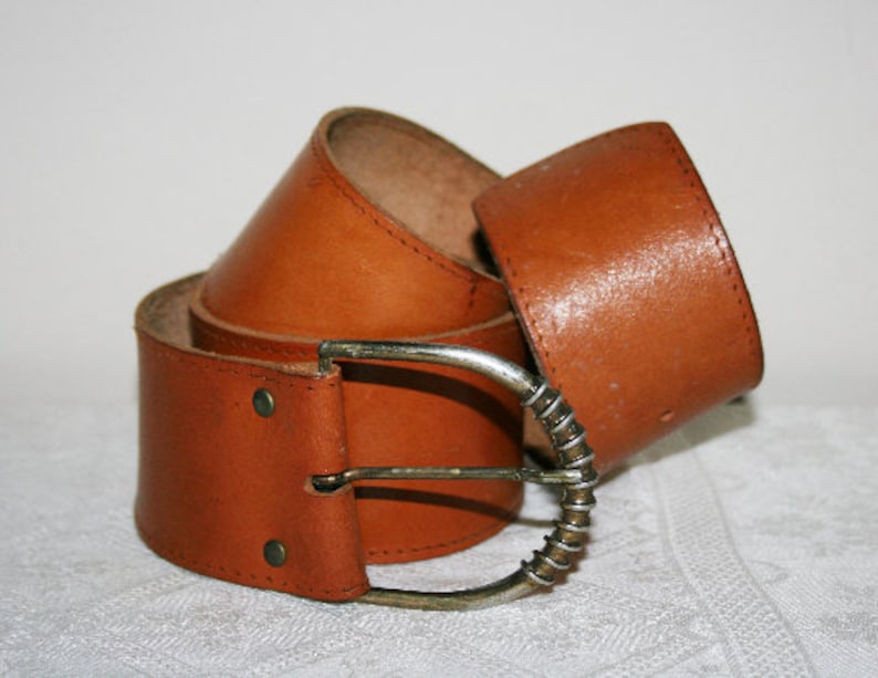 Vintage 80s BELT LEATHER WOMANBrown leatherSpecial buckleWide beltThe hip beltRare beltBrass beltBoho beltGift for her