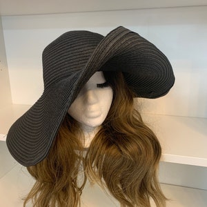 SALE!Oversized Straw Sunhat. 6 Inch Brim Summer Hat. Summer Hat for Women. Wide Brimmed Straw Hat. Women Beach Hats.Kentucky Derby Hat