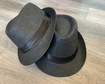 Gepersonaliseerde trilby/fedora-hoedenset van stro voor ouders en kind. Uniseks bijpassende zomerhoedenset. Daddy and Me strohoedenset. Mommy and Me strohoeden