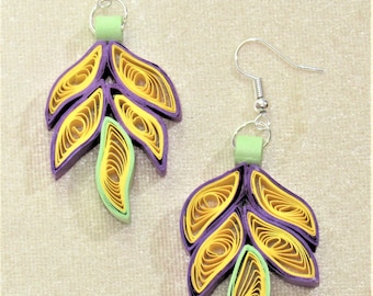 Quilled jewelry, paper earrings, quilled earrings, colorful jewelry, handmade jewelry, light weight jewelry