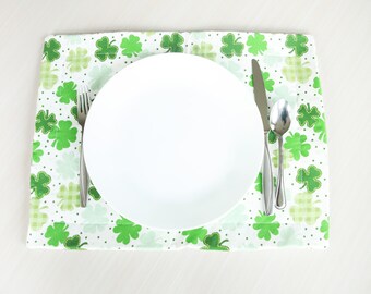 St. Patricks Clovers Quilted Placemat | St. Patricks Day placemat, March placemat, Leprechaun decor, placemat, table, leaf clovers, lucky