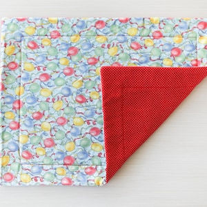 Birthday Balloons Quilted Placemat, Happy Birthday, custom placemat, birthday gift, birthday placemat, housewarming, table setting, kitchen