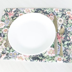 Flower Variety Quilted Placemat | floral placemat, fabric placemat, dining decor, flowers, washable placemat, Springtime, floral arrangement
