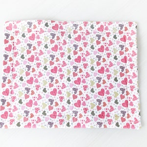 Hearts Quilted Placemat - Valentine&#39;s Day placemat, Valentine placemat, Hearts, decor, dining, table setting, Love, Hearts, Red, Heart Mat