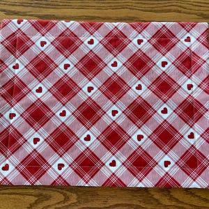 Hearts Diagonal Quilted Placemat | Valentine&#39;s Day placemat, Valentine placemat, Hearts, Washable Placemat, Love Hearts.