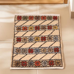 Handwoven Small Beige Rug , Handknotted Afghan Mat Rug , Wool Rug , Bath Mat, Door Mat Rug, Oushak Small Rug, Bathroom Rug ( 1.6 x 2.1 ft  )