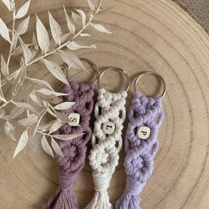 Macramé Keychain Personalized Trailer Available in different colors Keychain Pocket pendant Perfect gift image 3