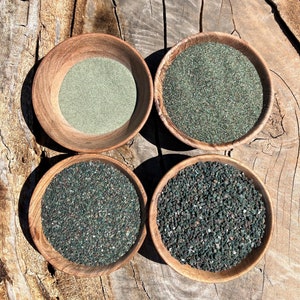 Crushed Bloodstone Heliotrope Powder, Sand, Coarse, Extra Coarse, Ring Inlay, Resin Crafts, jewelry making