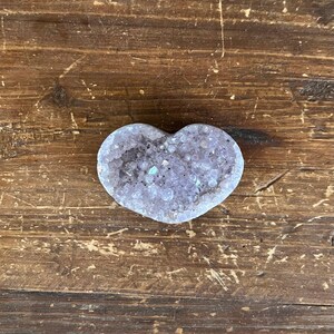 Amethyst Geode Heart, 3.15 inch, Crown Chakra, Carved Gemstone Heart, Meditation Tool, spiritual gift
