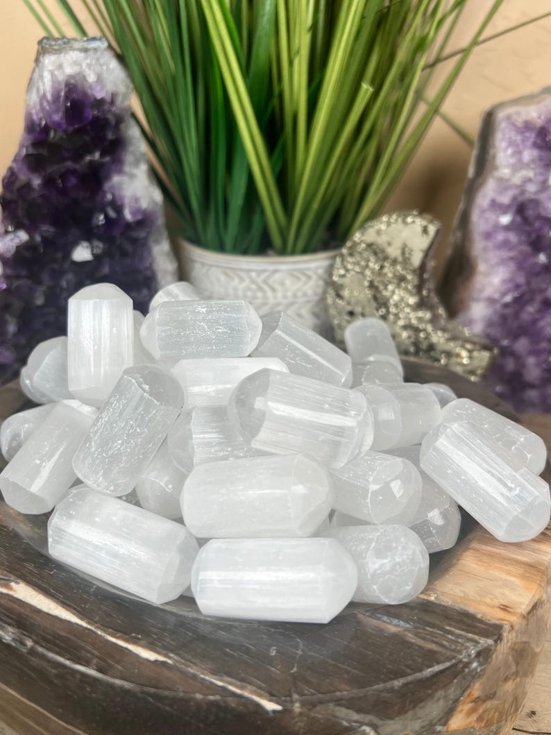 Selenite Tumble, pocket crystals, meditation tools