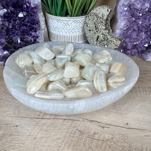 Moonstone  Tumble, Polished Stones, Pocket Crystal, Healing Crystals, Energy work