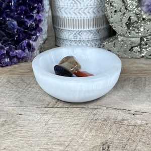 Round Selenite Bowl