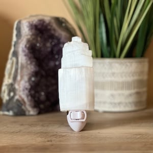 Selenite Night Light, Energy Cleansing, Great for Kids' Rooms, Crown Chakra, Healing Crystals