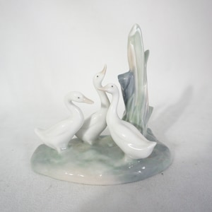 Vintage Porcelain Lladro NAO Group of Three Ducks Figurine