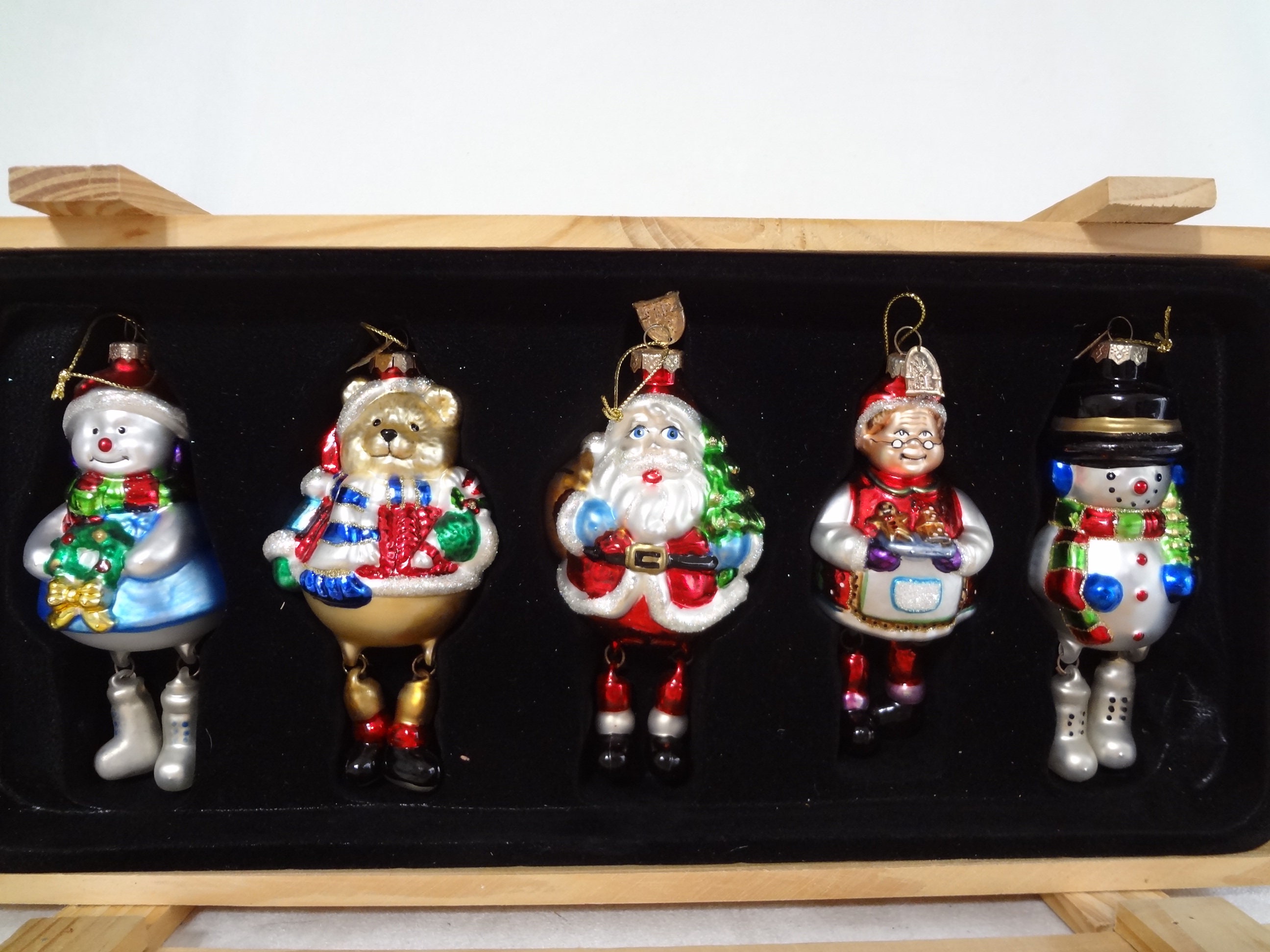 Set of 5 Vintage Large 5 Inch Dangle Thomas Pacconi Museum Series