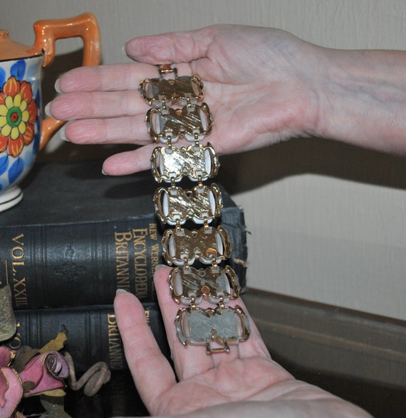 Vintage Gold Bracelet with White Lucite Insets, 1… - image 3