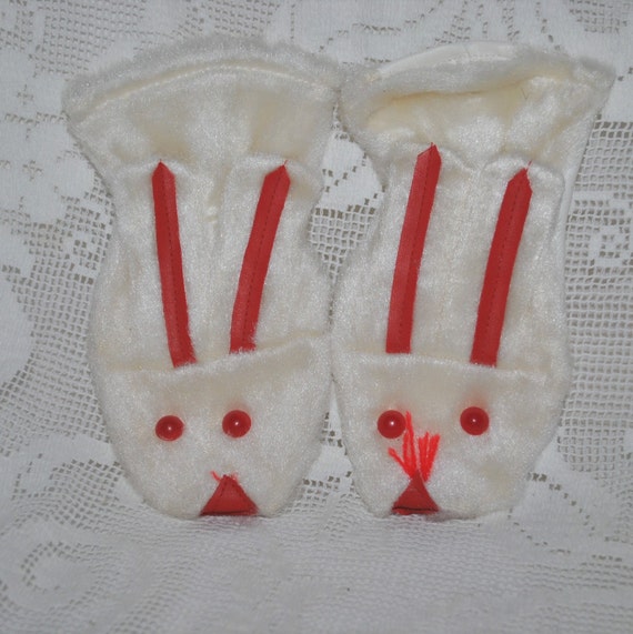 Vintage Childs Fur Rabbit Mittens, 1950s Children… - image 2