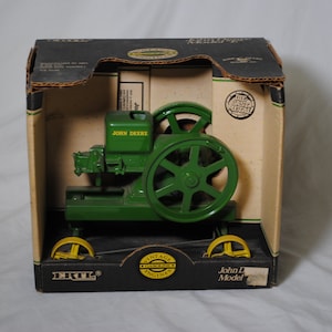 Vintage ERTL Metal John Deere Model E Stationary Engine Toy, Tractors