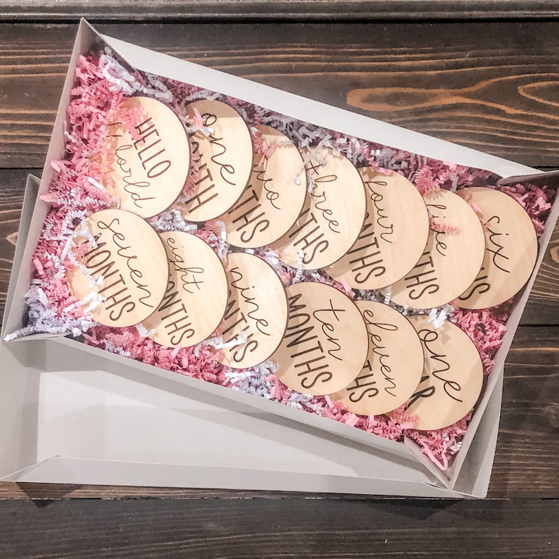 Baby milestone cards baby photo props engraved milestone cards baby shower gift milestone cards