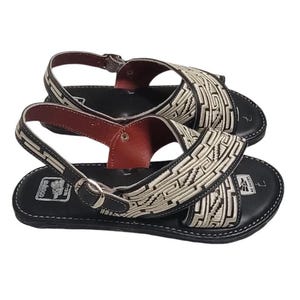 huaraches de tierra caliente