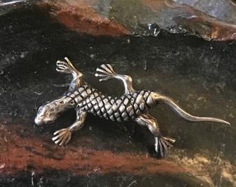 Broche de lagarto de plata de ley