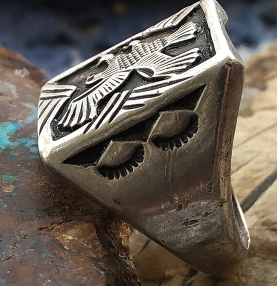 Etched Sterling Overlay Eagle Ring, Handsome Vint… - image 3