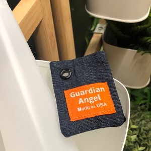 Freshen Clean Guardian Angel Luktborttagningspaket --- Lite uppfräschning för din låda, garderob, bil, skor, handväska, gymväskor och sportutrustning