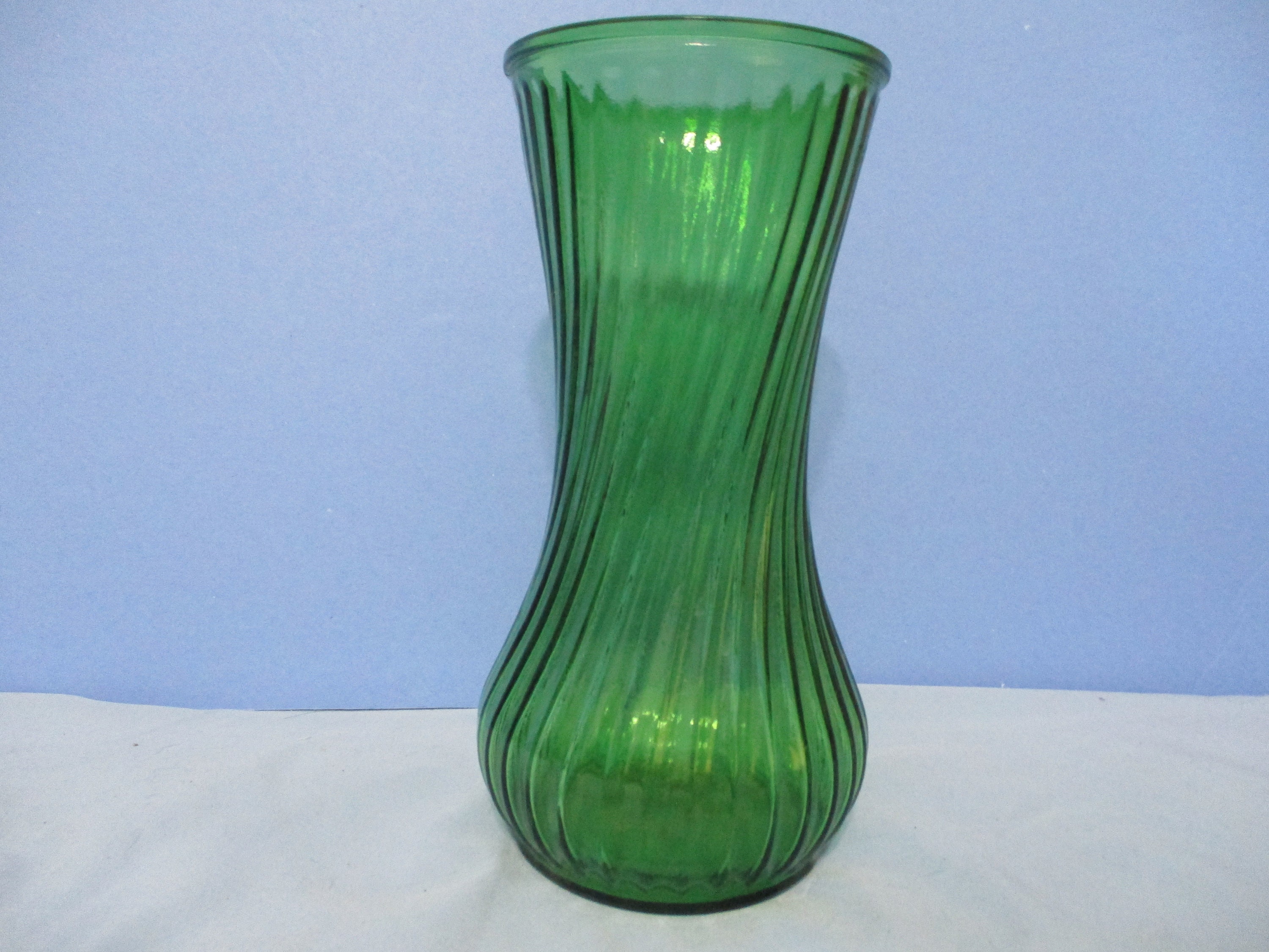 Hoosier Glass Green Swirl Vase Etsy