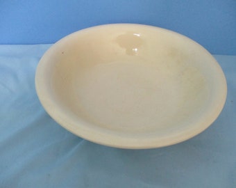 McCoy Pottery  serving bowl, Beige #7515