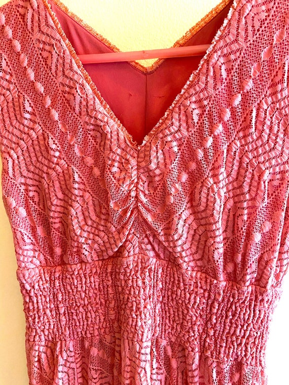 Coral Textured Stretch Dress for Summer Travel
