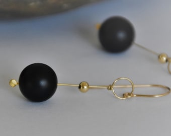 Black Onyx and gold earrings black onyx earrings Onyx and 14k gold earrings modern onyx and 14k gold earrings simple modern onyx earrinngs