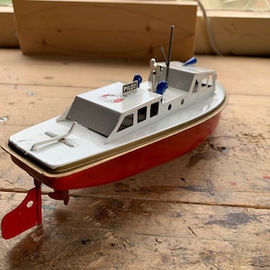 Boxed Sutcliffe 9.5 Inch Jupiter Ocean Pilot Clockwork Boxed Cruiser a Wind up Tin Plate Toy Boat Made in England/pond Yacht - Canada