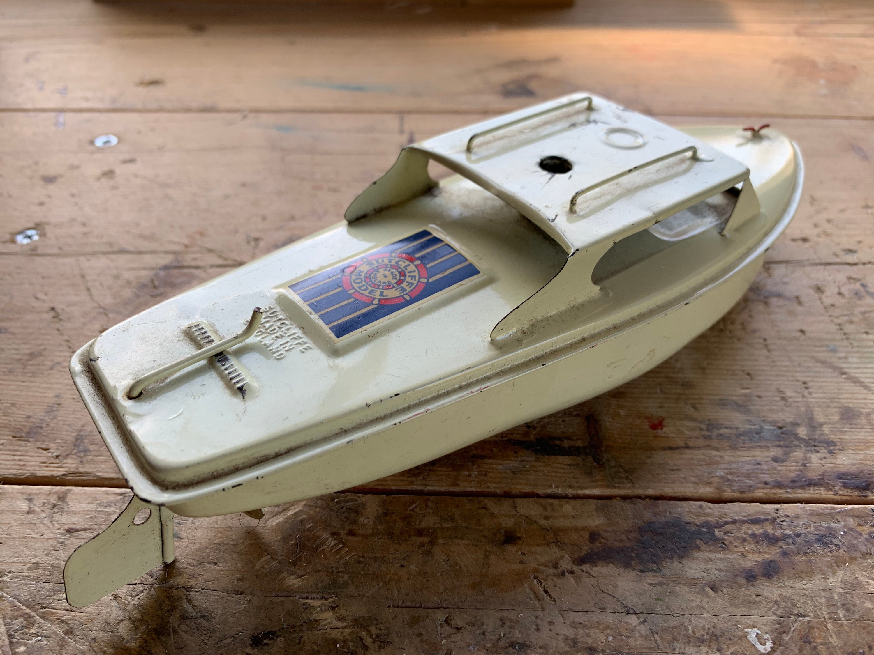 Sutcliffe Sprite 9 Inch Clockwork Motorboat a Wind up Tin Plate