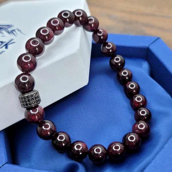 Natural Garnet bracelet for man / woman , 8mm - AAA