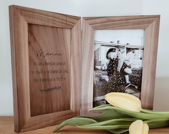 Sentimental gift,4x6 Freestanding photo frame, Personalized Picture Frame,Double sided, hinged, Engraved message, emotional present, mom,
