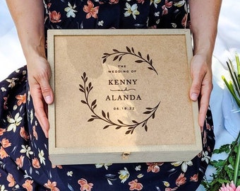 Wedding box, keepsake, bridal shower gift, wooden memory box, keepsake gift box, Handmade engraved box. Gift box for wedding