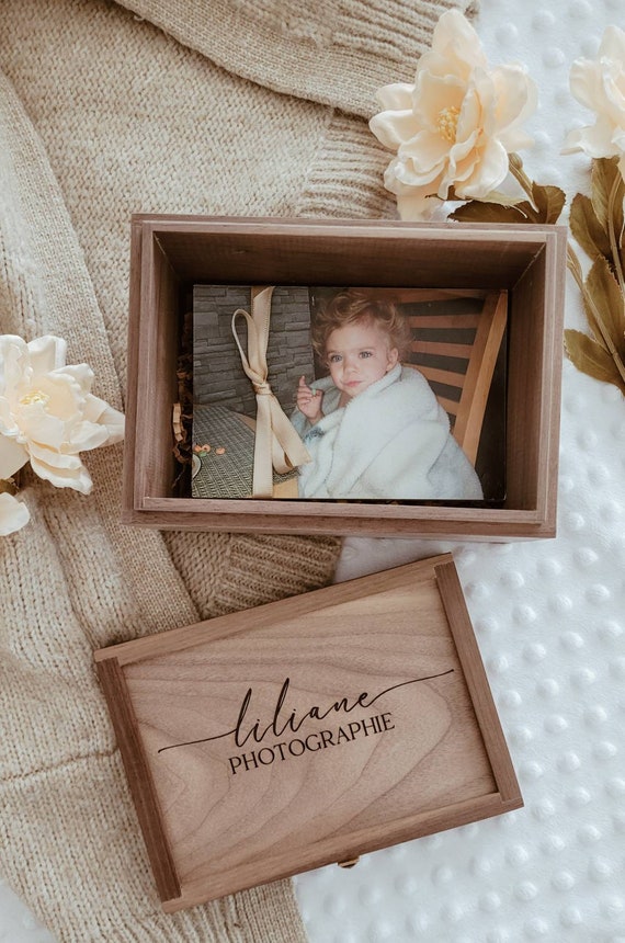 Walnut Wooden Memory Photo Gift Box for Mom or Dad