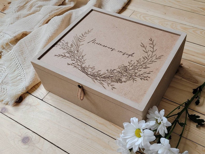 Family box, keepsake box, Wood Personalized box, wooden memory box with lid, keepsake gift box, Handmade engraved box. Gift box for baby, image 1