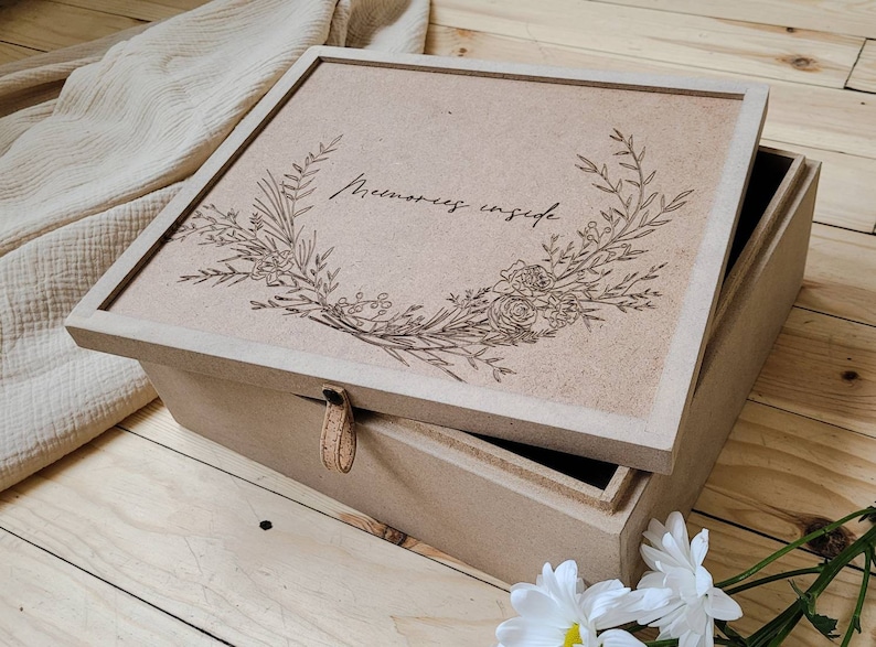 Family box, keepsake box, Wood Personalized box, wooden memory box with lid, keepsake gift box, Handmade engraved box. Gift box for baby, image 4