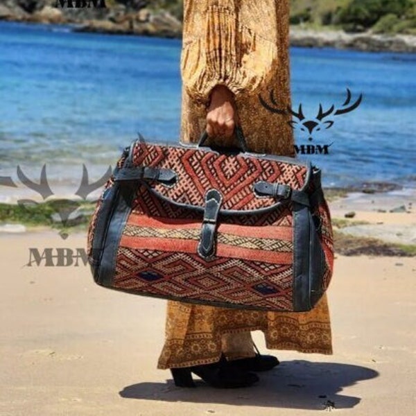 Vintage travel bag, Moroccan bags vintage, Moroccan leather bags, Moroccan handmade bags, large travel bag, women bags, carabao