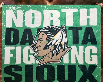 60"x70" Fighting Sioux Plush Blanket "Officially License"