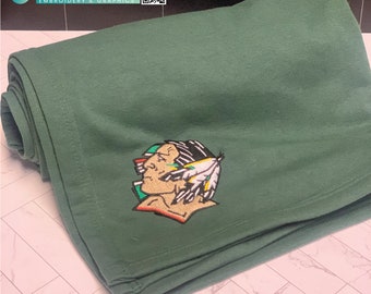 Fighting Sioux - Sweatshirt Blanket Throw *Officially Licensed*