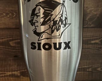 Fighting Sioux Stainless Steel 20 oz Pilsner with Clear Lid - "Officially License" FREE Shipping