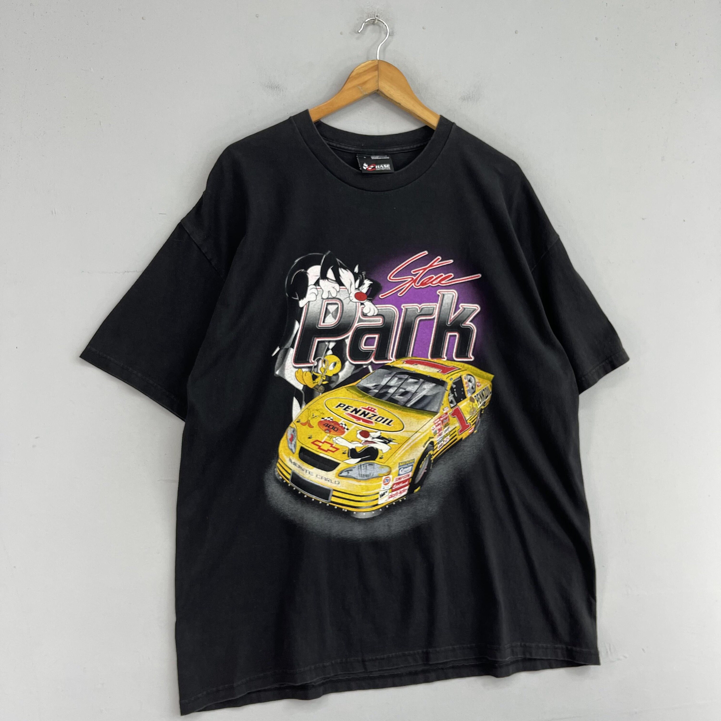 Vintage NASCAR Tshirt Large 1990s Looney Tunes Sylvester & Tweety 