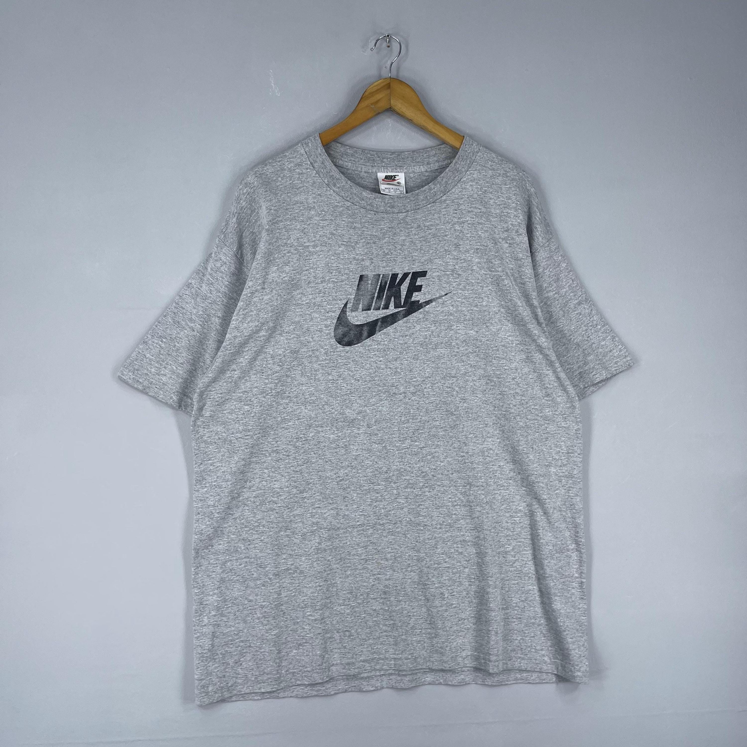 Vintage 90's NIKE Swoosh Tshirt Xlarge Nike Big Logo Spellout